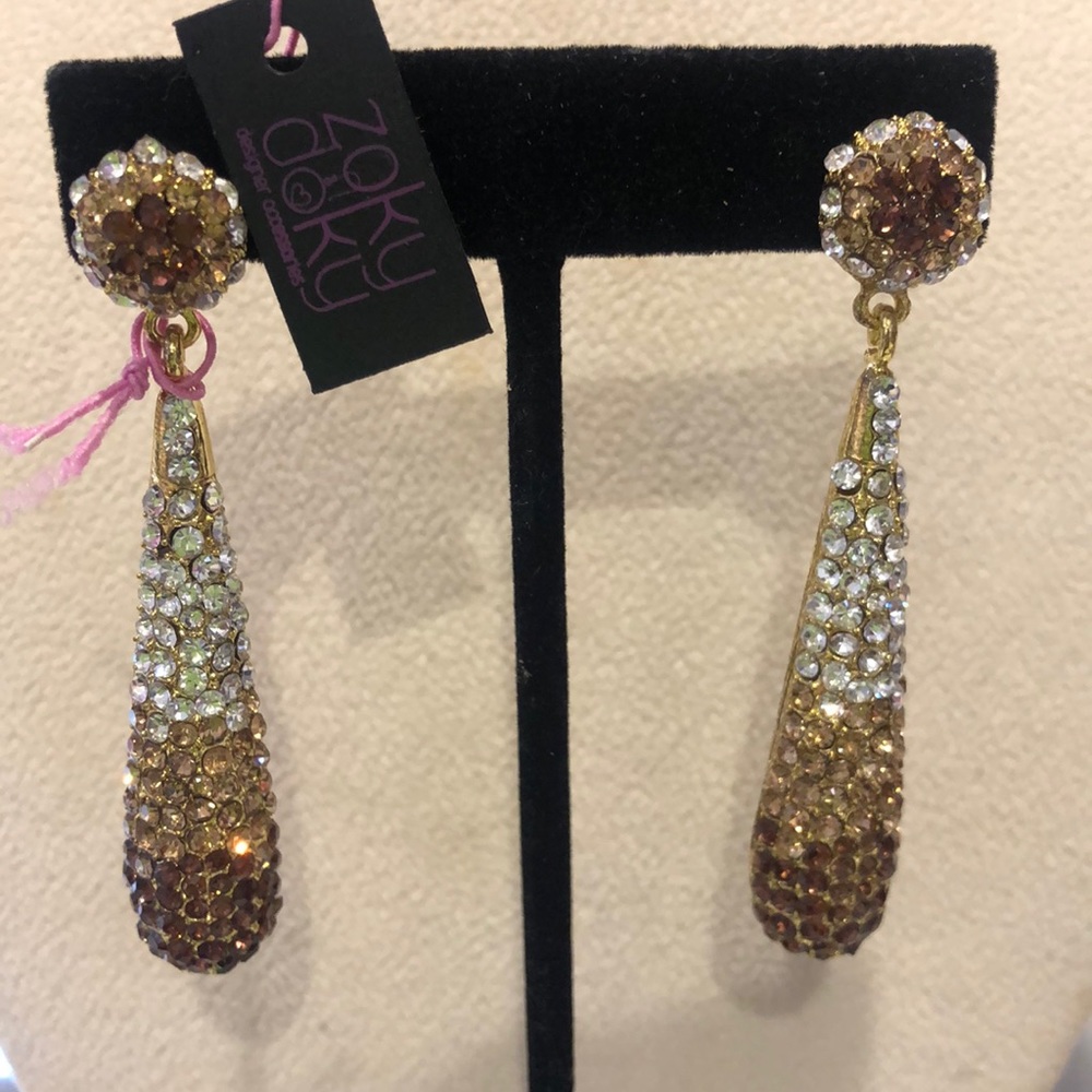 Elongated Pave Ombré Crystal Teardrop Earring-Gold